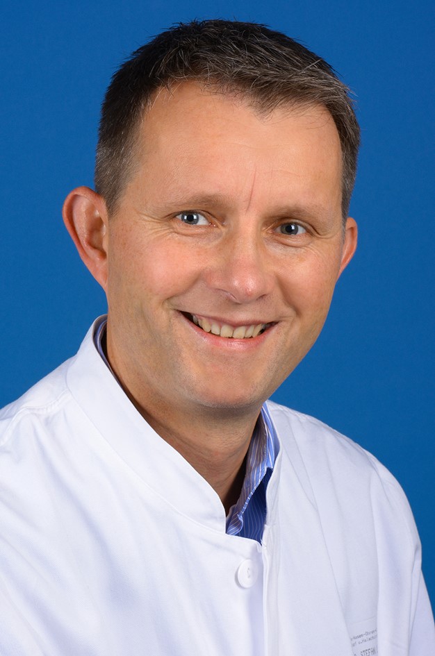 A portrait of Stefan Lyer (male)