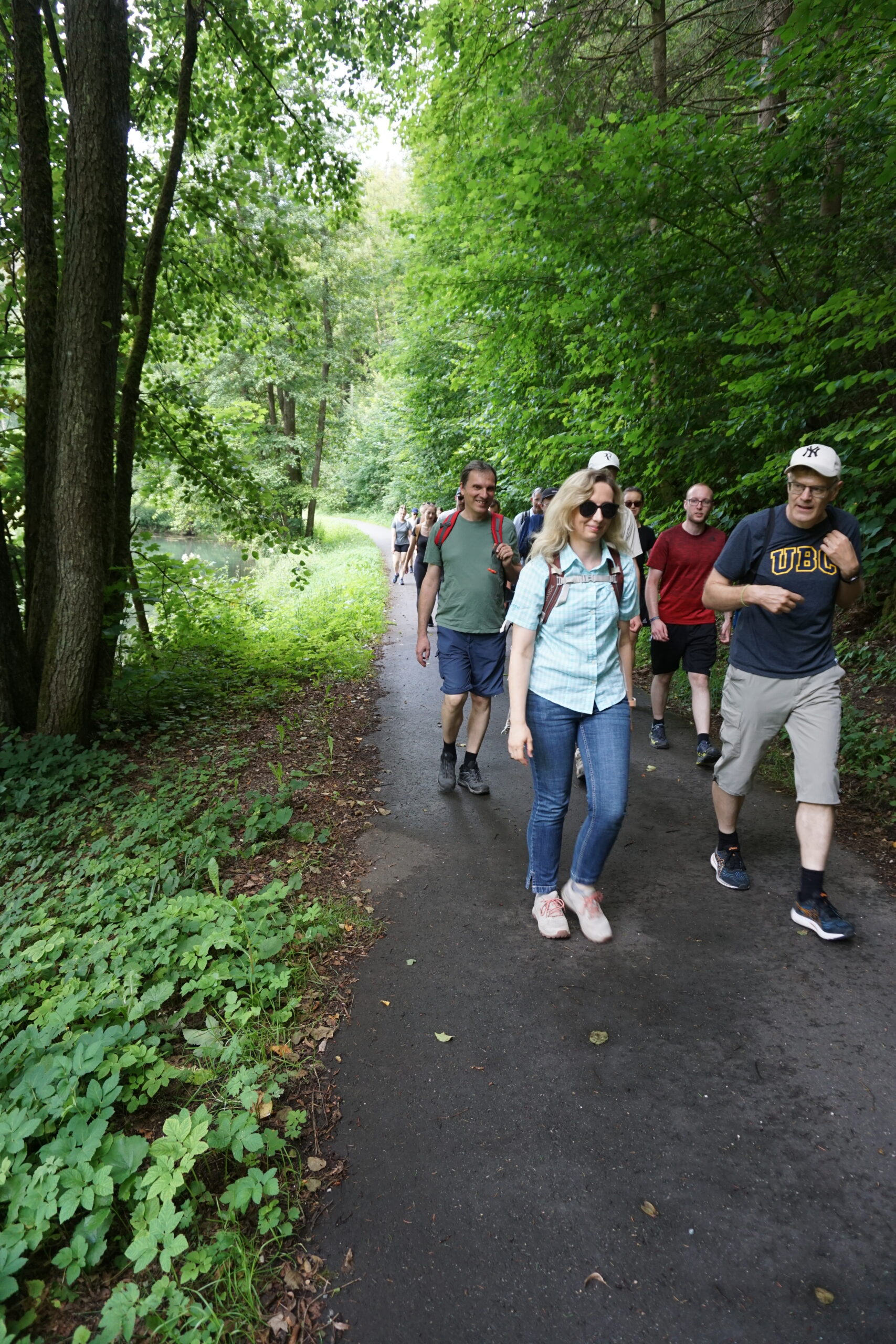 People during the SyMOCADS hike